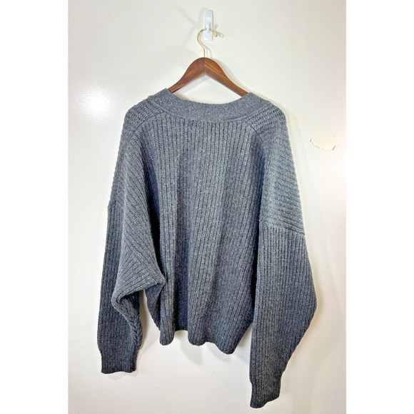 TUG Womens Wool Chunky Knit Ribbed Cardigan Sz OS Gray Oversized Minimal Capsule - Picture 2 of 9